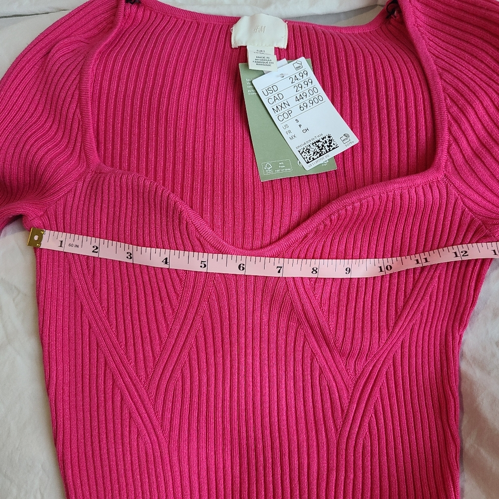 H&M Fushia Cable Knit Sweater Size Small - Picture 8 of 10